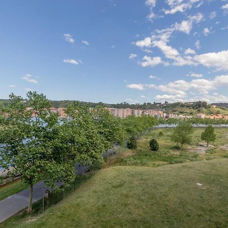 Confort Junto A La Ria De Barakaldo Exteriér fotografie