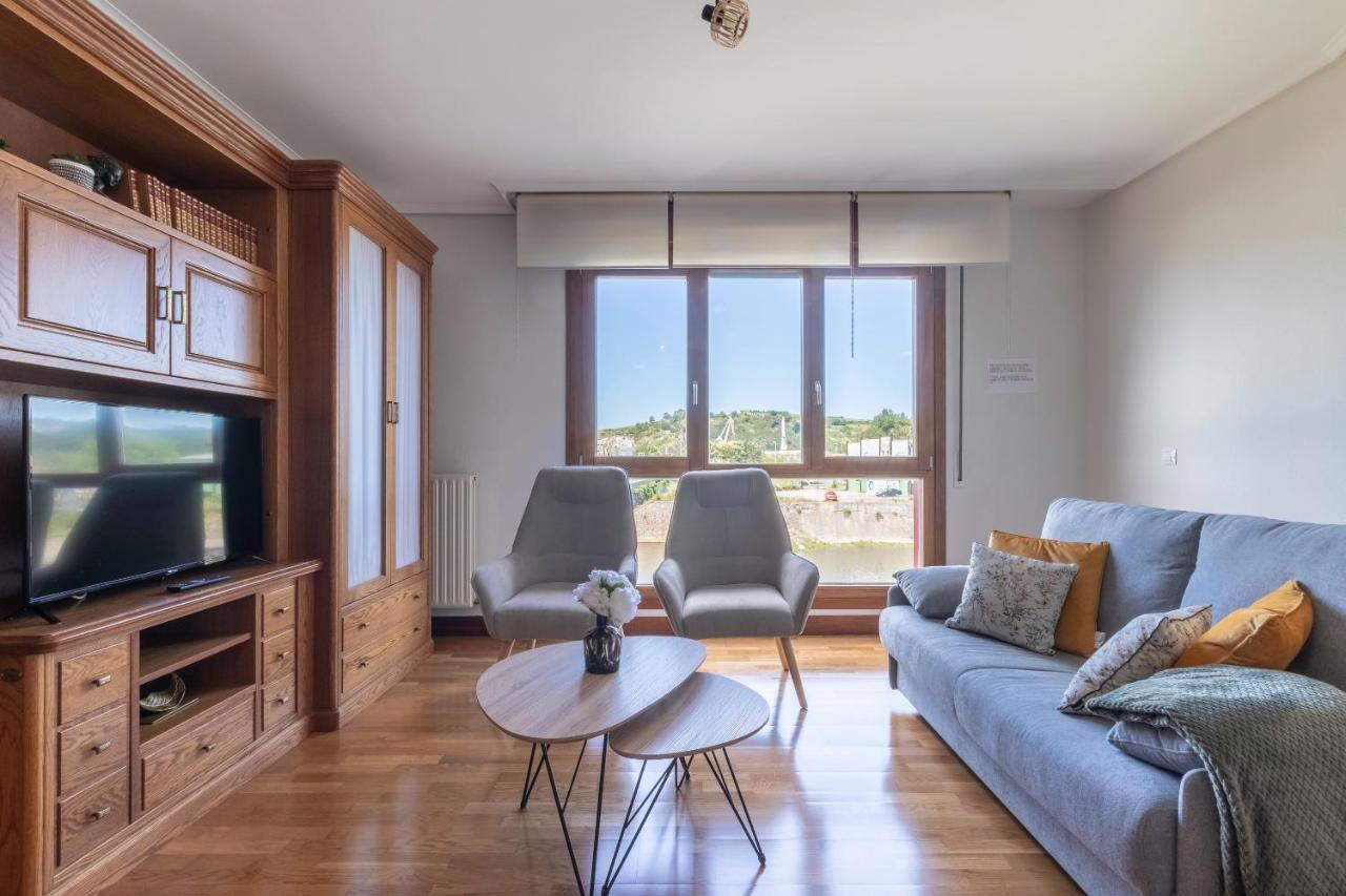 Confort Junto A La Ria De Barakaldo Exteriér fotografie